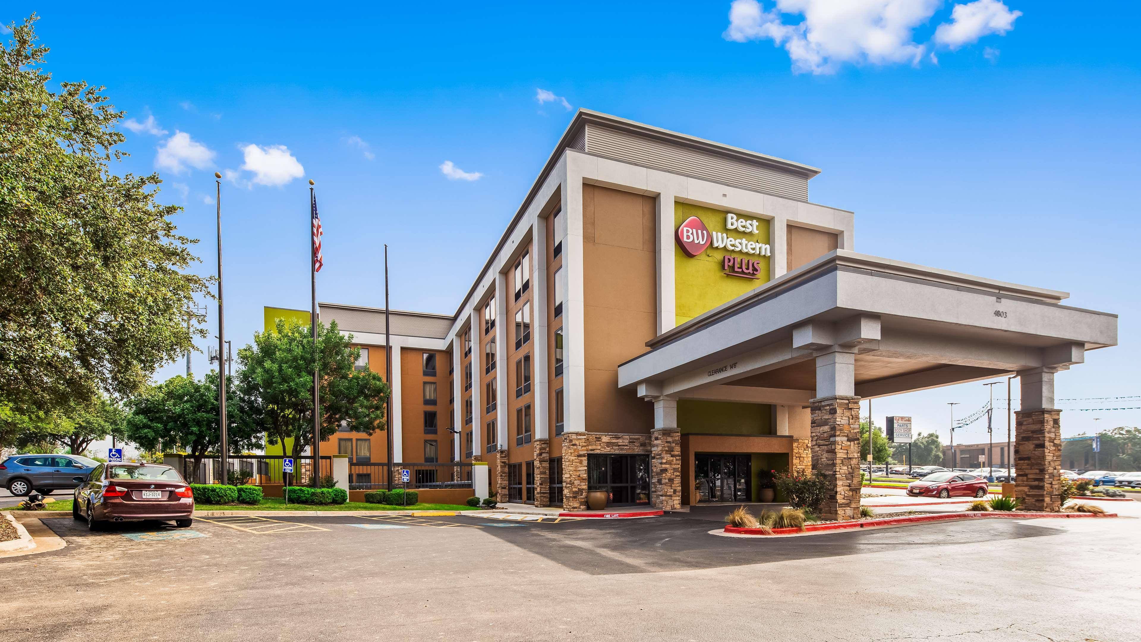 Clarion Pointe Near Medical Center Hotell San Antonio Eksteriør bilde